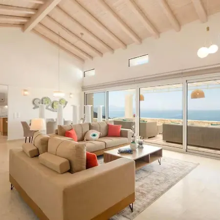 Apartament Beautiful New Overlooking The Beach!!