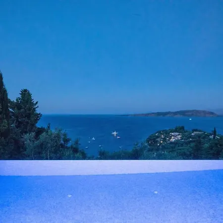 Beautiful New Overlooking The Beach!! Apartament
