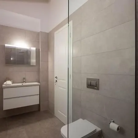 Beautiful New Overlooking The Beach!! * Kalámi